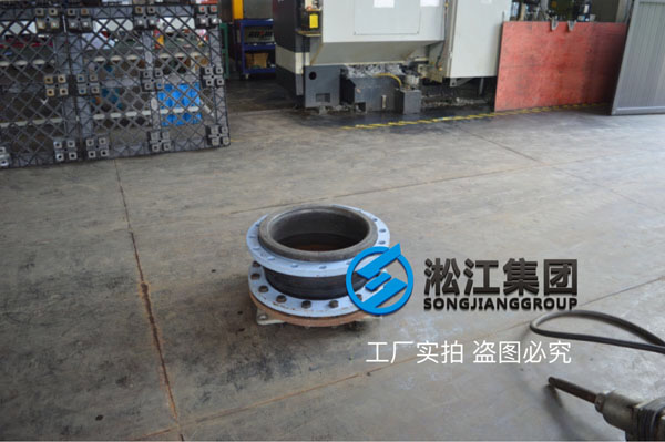 【图析】DN400橡胶接头压力检测“好质量不是说说而已” 【图析】DN400橡胶接头压力检测“好质量不是说说而已”